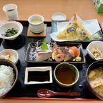 Jizakana Ryouri Ebisu - みくりや定食はコレで1,800円