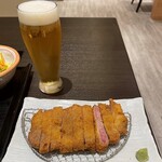 すき焼き・しゃぶしゃぶ すみれ - ビールと牛かつ