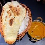 インドレストラン ビンドゥ - ナンとカレー