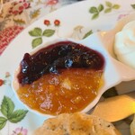 北浜レトロ - ブルーベリージャムとマーマレード