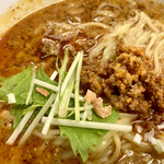 Asa - 担々麺アップ　小海老の揚げたのも入っている