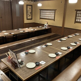 The tatami room is a completely private room, so you can enjoy conversation without worrying about those around you!