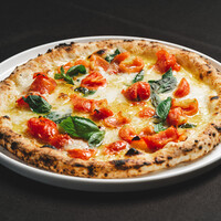 ナポリピッツァ世界コンペティション受賞ピッツァ D.O.C ～ドック～