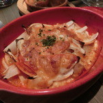 カフェゴーサンブランチ - 2013.05じゃが芋と新玉葱のﾄﾏﾄﾁｰｽﾞ焼