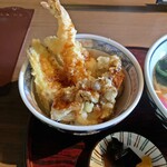 Udondokoro Yamaki Shouyugura - 秋天丼