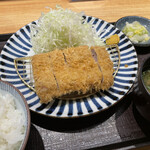 Tonkatsu Den - 定食セット396円をプラス　ご飯、お味噌汁、お新香、キャベツはお代わり自由