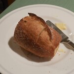 フリュイ・ドゥ・メール - お代わりのパン