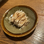 石井 - ぼんじりに添える白髪ネギ