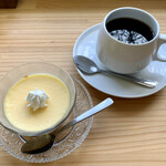 Cafe Sharon - ランチに付く ホットコーヒー ＆ プリン