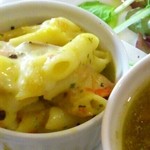 18767100 - ショートパスタ入りココットのオーブン焼き
                      