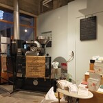 ロースト デザイン コーヒー - 店内