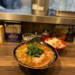 神田ラーメン わいず - ポートレートver