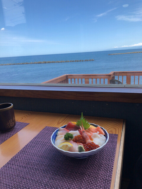磯のれん 海銭亭（かいせんてい） - 銭函（寿司）の写真