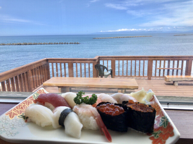磯のれん 海銭亭（かいせんてい） - 銭函（寿司）の写真