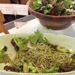 バックヤードグリル - らーめんサラダ