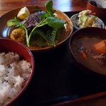 鹿レアロースト定食（2000円）