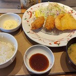 Yayoi Ken - カキフライミックス定食(限定)