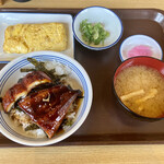 蒲郡拾石食堂 - うなぎ丼定食