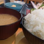 Aozora - 自分でつぎます  ご飯とお味噌汁