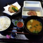 AQUA DINING CAFE 瓢黎 - ご飯　味噌汁　香の物　原田の卵の黄身漬け