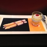 ガストロノミー ジョエル・ロブション - 2013年5月アスパラガスは、写真です(*^^*)