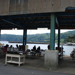 漁港めし - うひょ～、すごいロケーション！！！