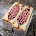 TOKYO COWBOY - WAGYU ROASTBEEF SANDWICH