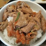 わ楽 - もつ煮オンザライス！