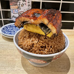 Unagi Kushi Ryouri Idumo - そびえる鰻玉丼