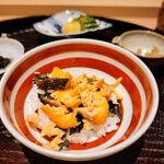 日本料理 研野 - 焼き鮭丼