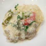 アラブ料理専門店 七つの丘 SEVEN HILLS - クフタ ゴマソース フッハーラ "Kufta Sesame Fukharah"「クフタ（ラム肉ミートボール）を少し酸味のあるゴマソースで煮込みました。他では食べられない味」※メニュー表記通り