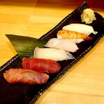 Osakana Izakaya Obiresebire - お寿司6カン