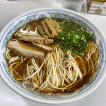 北京屋 - ラーメン(大) 800円