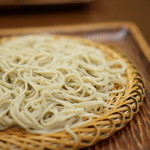 手打ちそば にはち - 二八そばのアップ