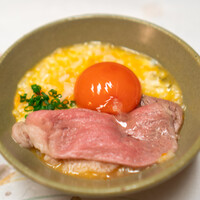北新地しゃぶしゃぶすき焼き きらく - 〆の雑炊 神戸牛のサーロイン 龍の卵