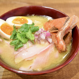 熱海ゴールデンアイ_1