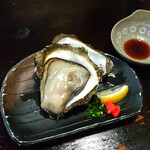 海鮮どんぶり亭 - 岩牡蠣￥800(税込)