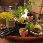 恵比寿　くろいわ - ここならではの八寸です。いつもながら目を楽しませてくれます。