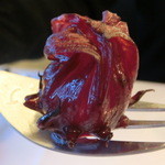 トラットリア バーチ - ﾎﾟﾐｵﾝの中のﾊｲﾋﾞｽｶｽのｼﾛｯﾌﾟ漬け