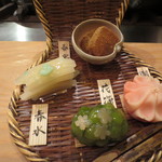 恵比寿　くろいわ - 今回の奥さんによる和菓子です。