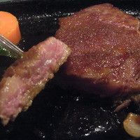 びふてき洋食存じやす - 美しい切り口