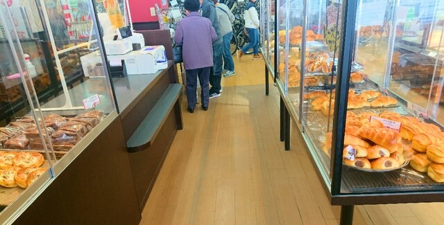 サンヴァリエ 弥生店（Cent varie） - 青葉（パン）の写真