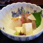 近又 - 