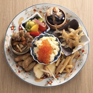 お任せおばんざい盛り