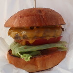 Yasuda Burger - チーズバーガー