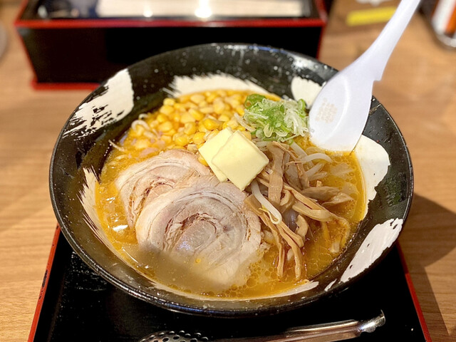 Yuki Akari Shinchitosekuko Ten photo