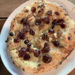 再度山荘 - ドライフルーツとナッツのデザートピッツァ