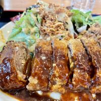 ブルーキッチン 堺筋本町店 - ビーフデミカツ