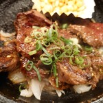 Yakiniku No Matsuya - 肉アップ