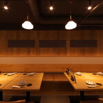 海鮮小料理 うおごころ - テーブル最大24席　空間②